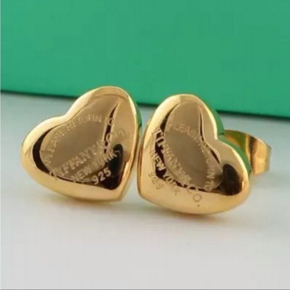 Tiffany & Co Gold Heart Earring Stud